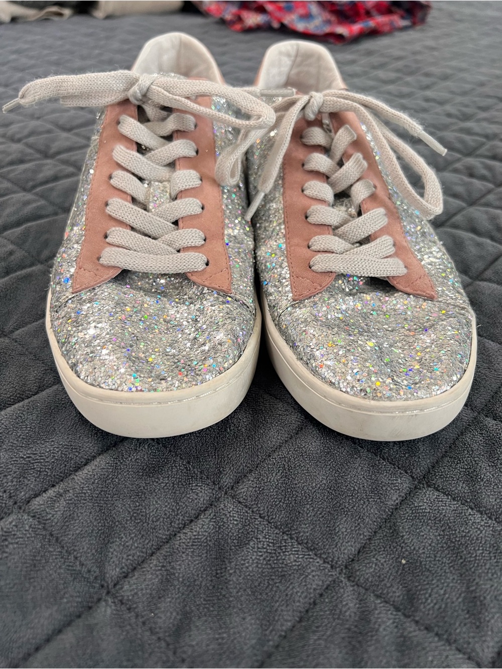 Lola Cruz Anthropologie Glitter Sneakers Women’s Size 8 8.5 39 Silver Star Shoes - Picture 4 of 10